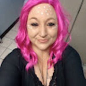 Meet your Posher, Pamela